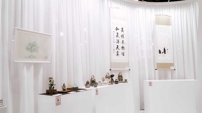 践行“多元·共生”，玫有瑰则美学空间于2025艺博会载誉收官，打造沉浸式艺术盛宴