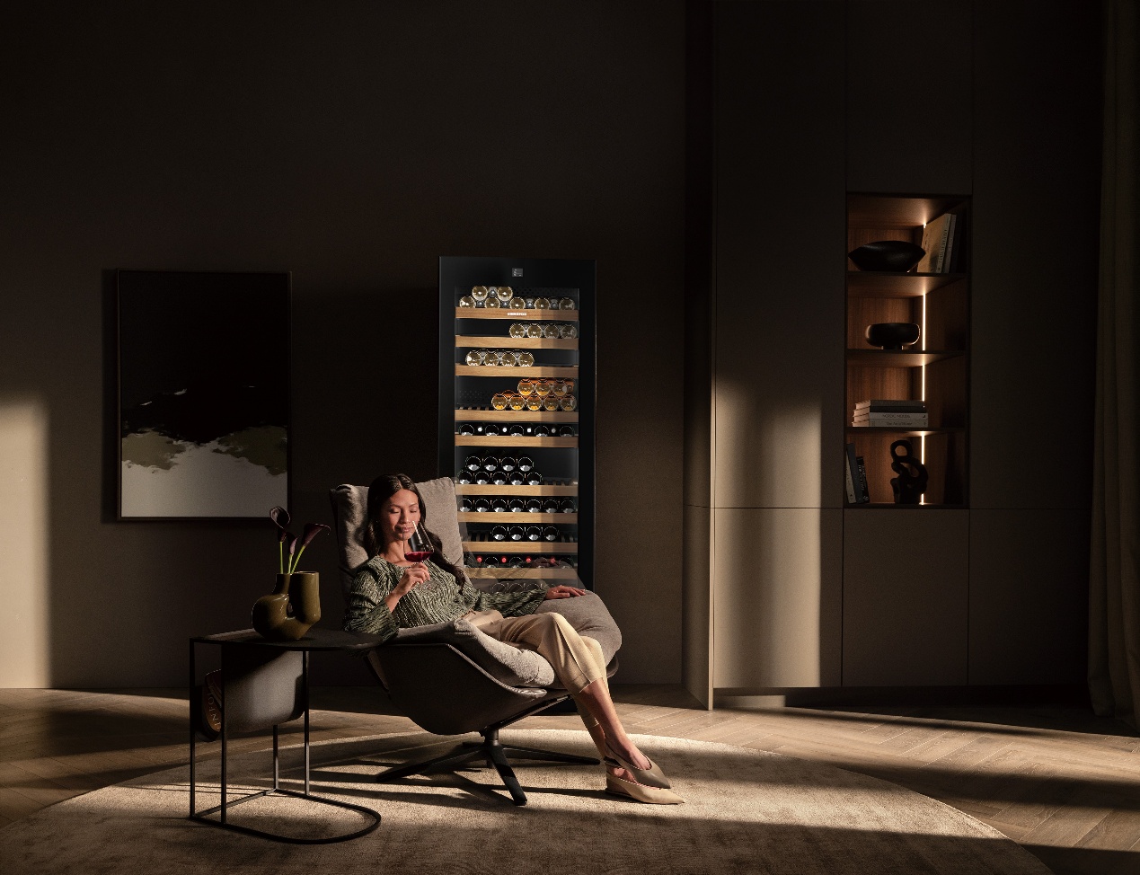 德系精工焕新储酒体验,Liebherr利普赫尔重磅发布Vinidor系列酒柜新品